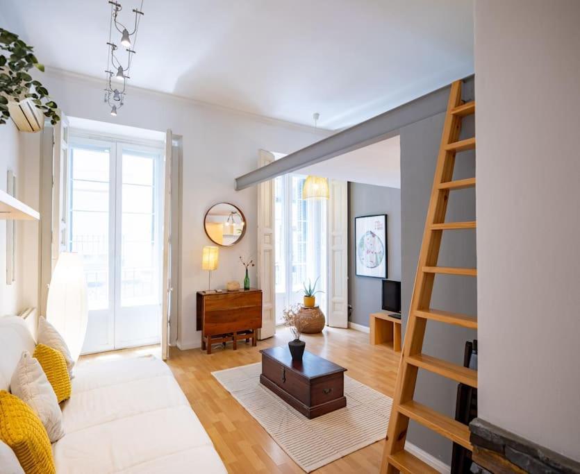 Beautiful Apartment In Malasana For 3 Pax - Ferrer Madrid Exteriér fotografie